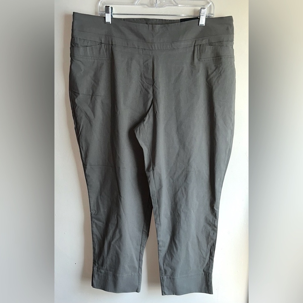 NWT Dalia Women’s